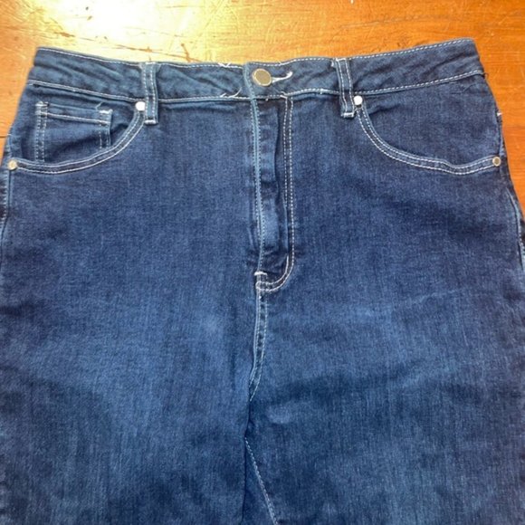 Revamped Skinny Jeans - Picture 3 of 8